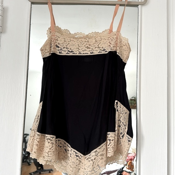 Free People Black & Cream Lace Cami Top Scalloped Tunic Tank Size XS - Picture 6 of 11